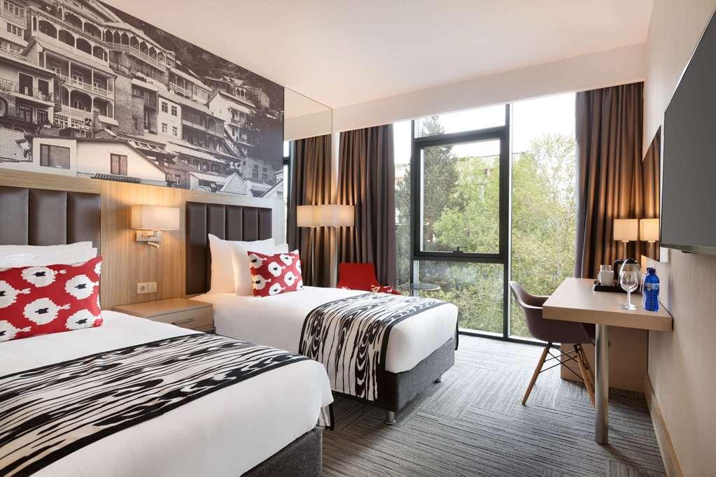 Ramada Encore Tbilisi Kamer foto